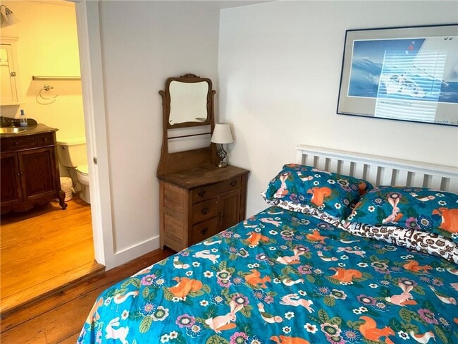 Building Photo - 28 Broadway