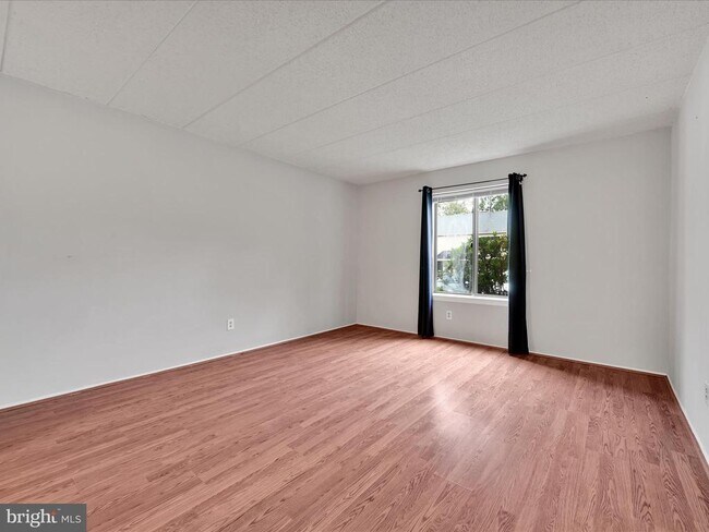 Building Photo - 411 Conestoga Rd