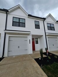 Building Photo - MODERN 3-Bed, 2.5-Bath Townhome NOW Offering Move-In Incentive!