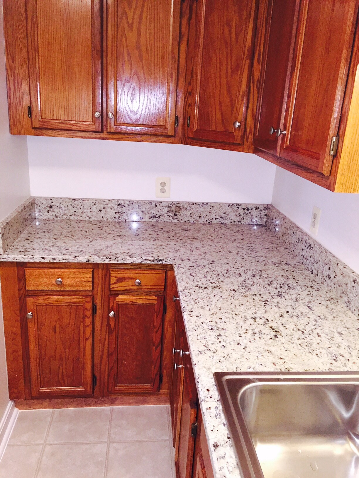 Building Photo - 102 Buckingham Ln