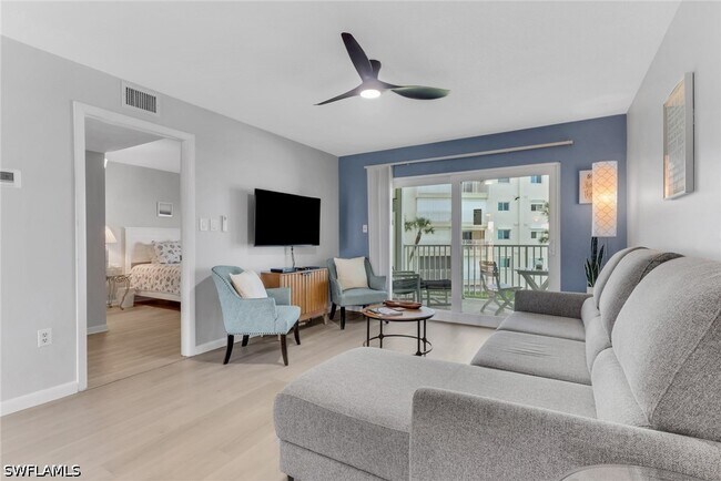 Building Photo - 7400 Estero Blvd