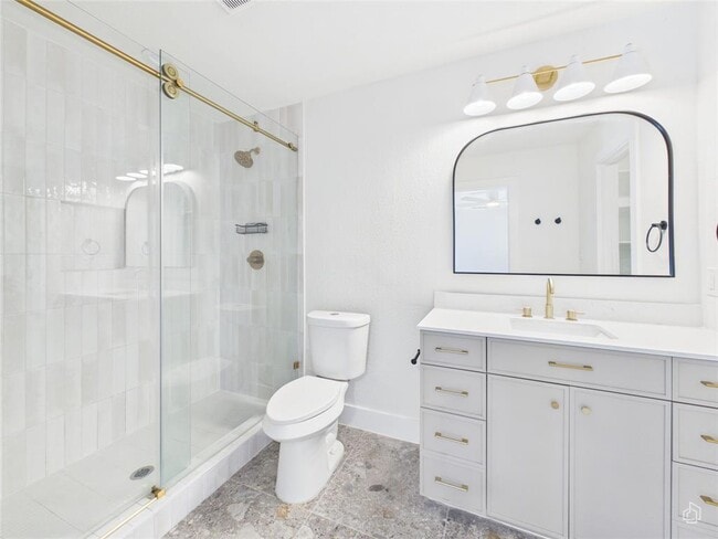 Building Photo - 9400 Longvale Dr