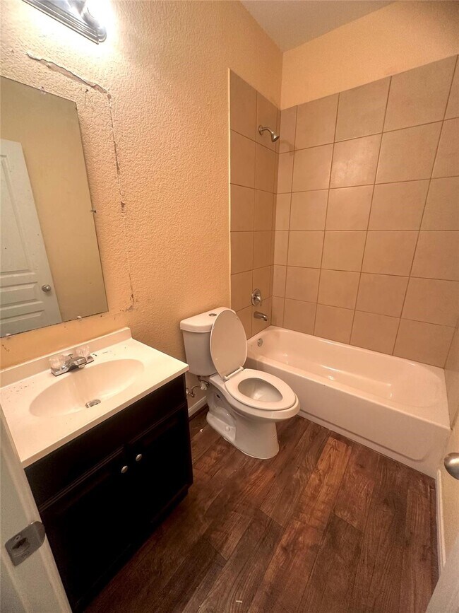 Building Photo - 8704 San Rocco St