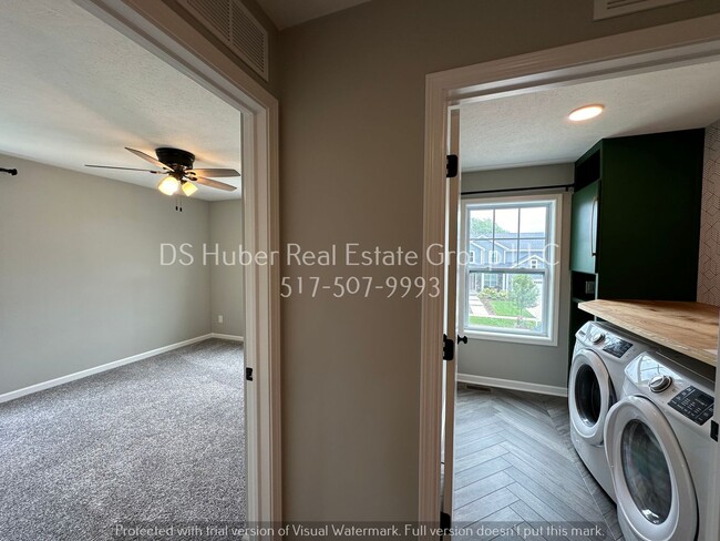 Building Photo - 2960 Medinah Dr