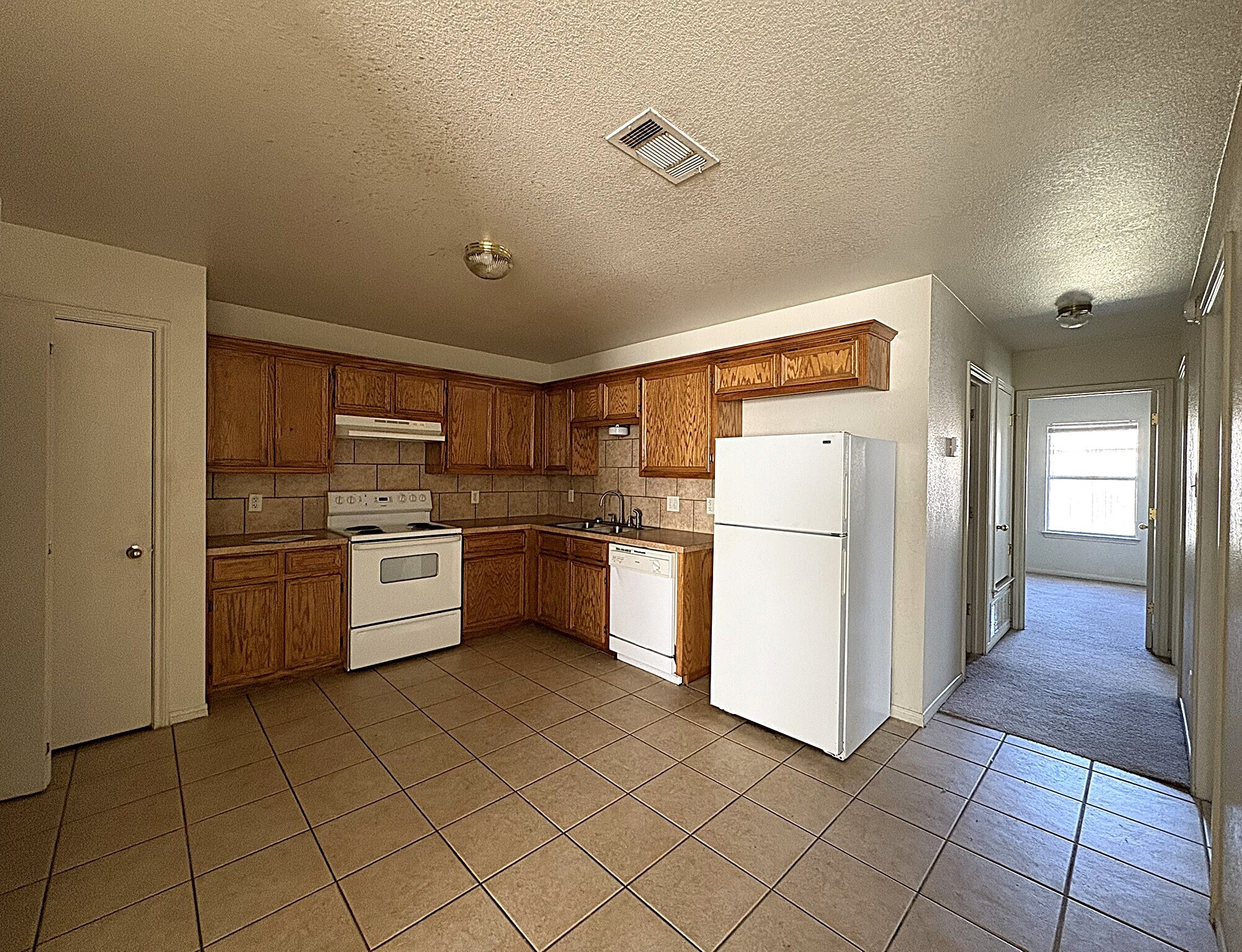 Building Photo - 509 Primrose Dr