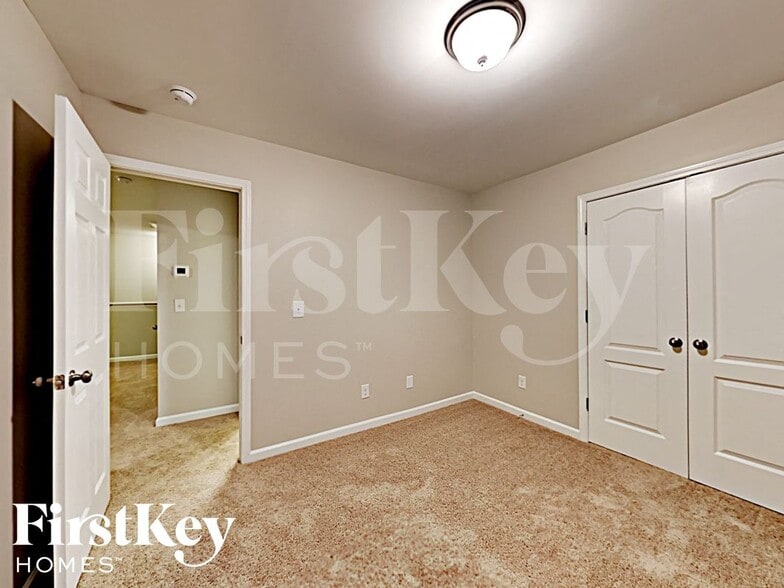 Building Photo - 6402 Springbeauty Dr