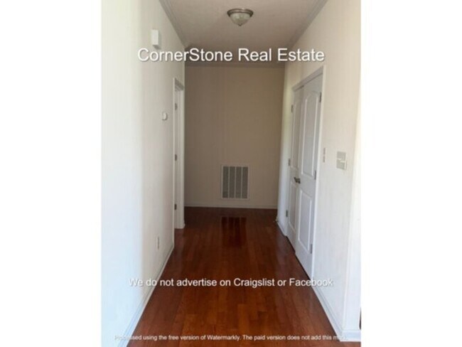 Building Photo - 655 Plantation Dr