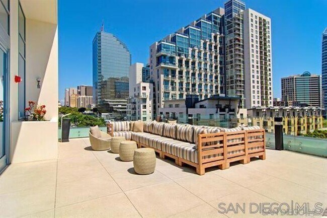 Building Photo - 1388 Kettner Blvd