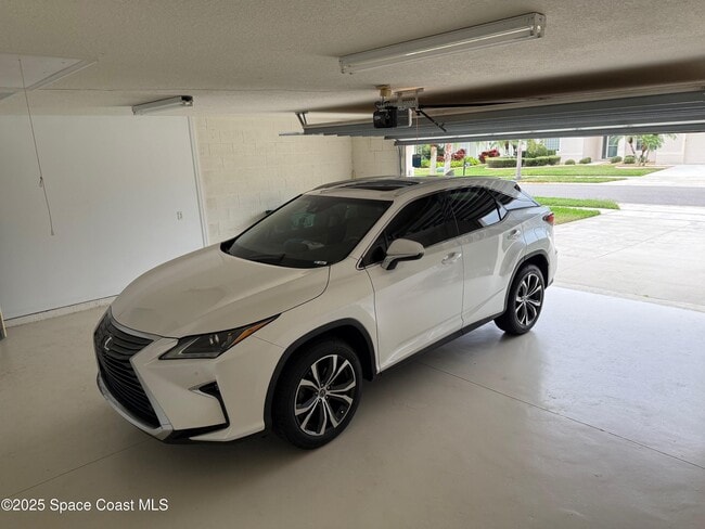 Building Photo - 1427 Grand Isle Blvd