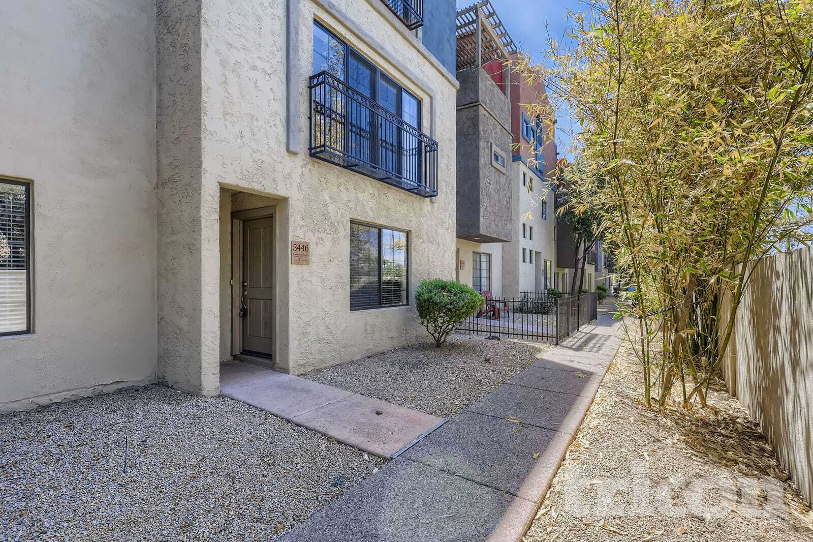 Building Photo - 3446 E Avalon Dr