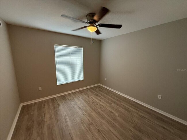 Building Photo - 4819 Summerfield Cir