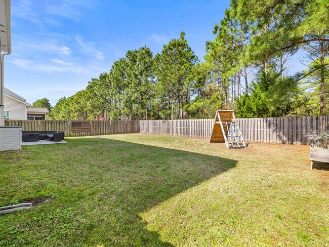 Building Photo - Neighborhoods of Holly Ridge