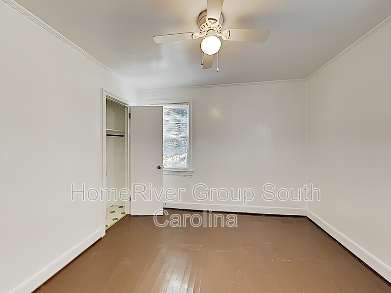 Building Photo - 321 N Magnolia St