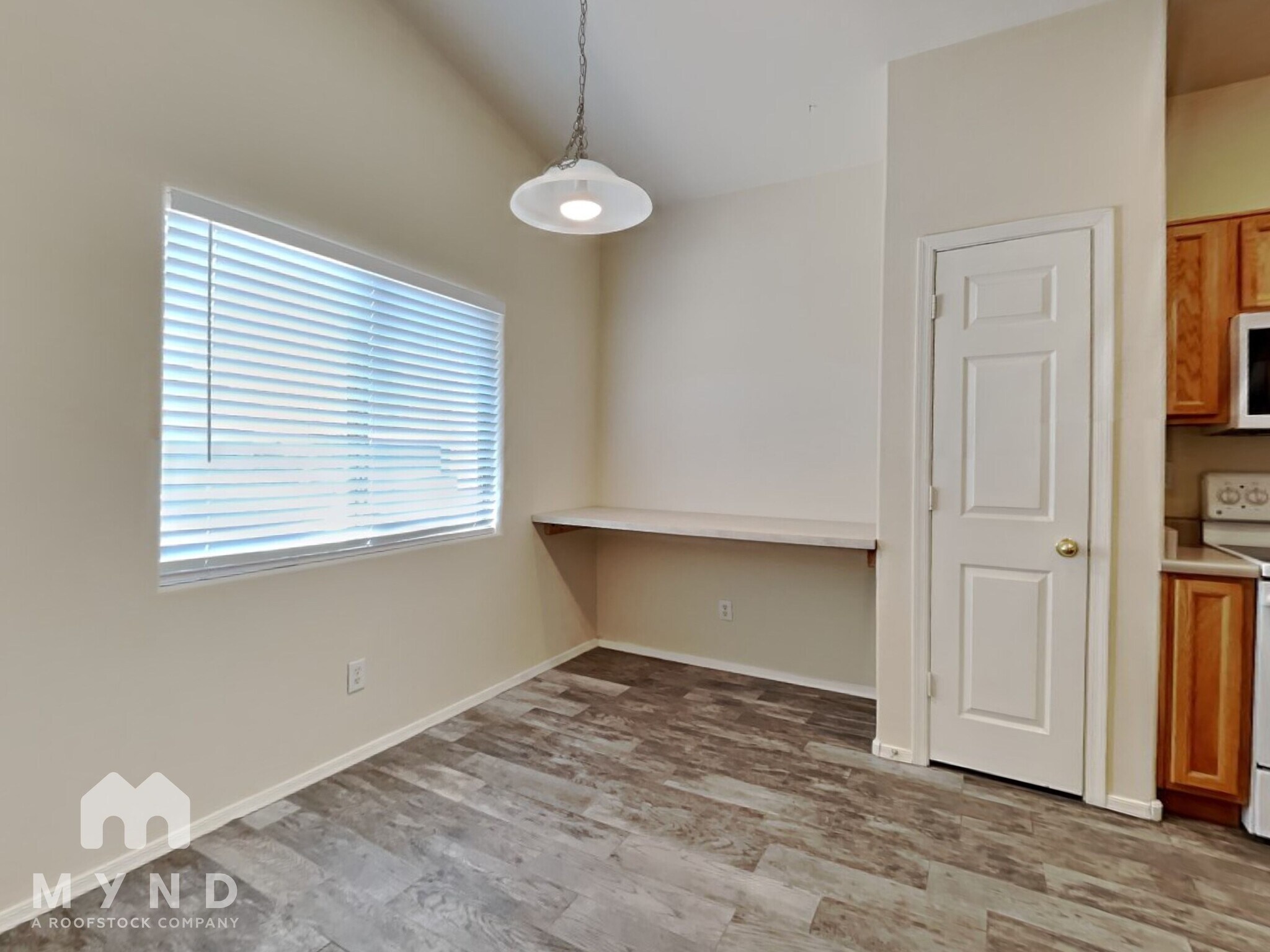 Building Photo - 2632 E Hidalgo Ave