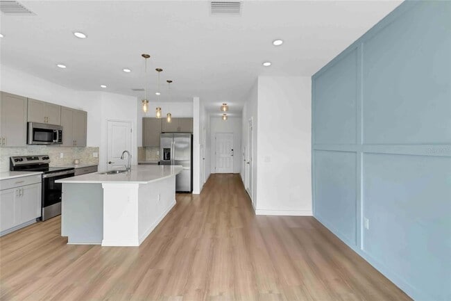 Building Photo - 8792 Winter Breeze Wy