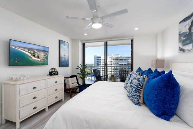 Building Photo - 380 Seaview Ct