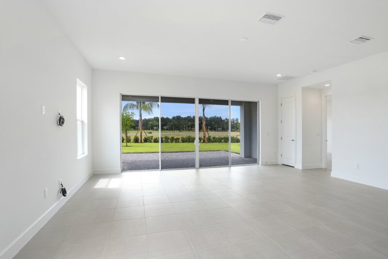 Building Photo - 30000 Neroli St