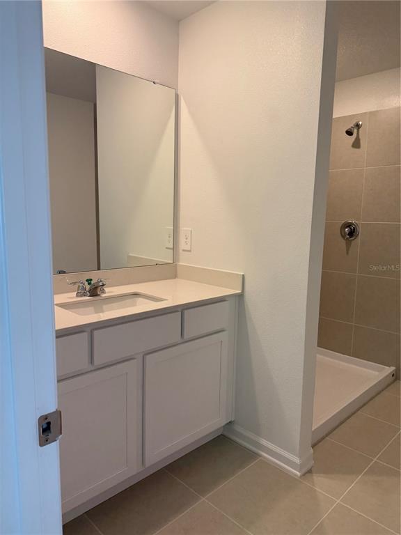Building Photo - 2434 McKinley Dr