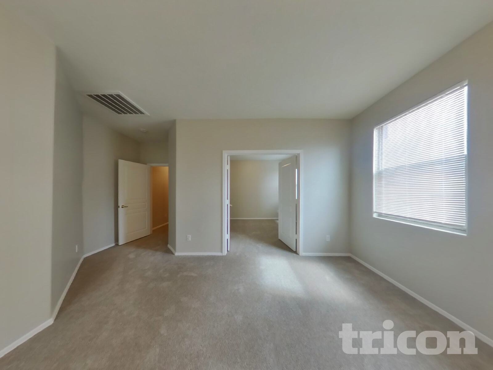 Building Photo - 6410 S 72nd Ln