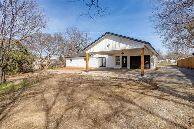 Building Photo - 202 S Cummings Dr