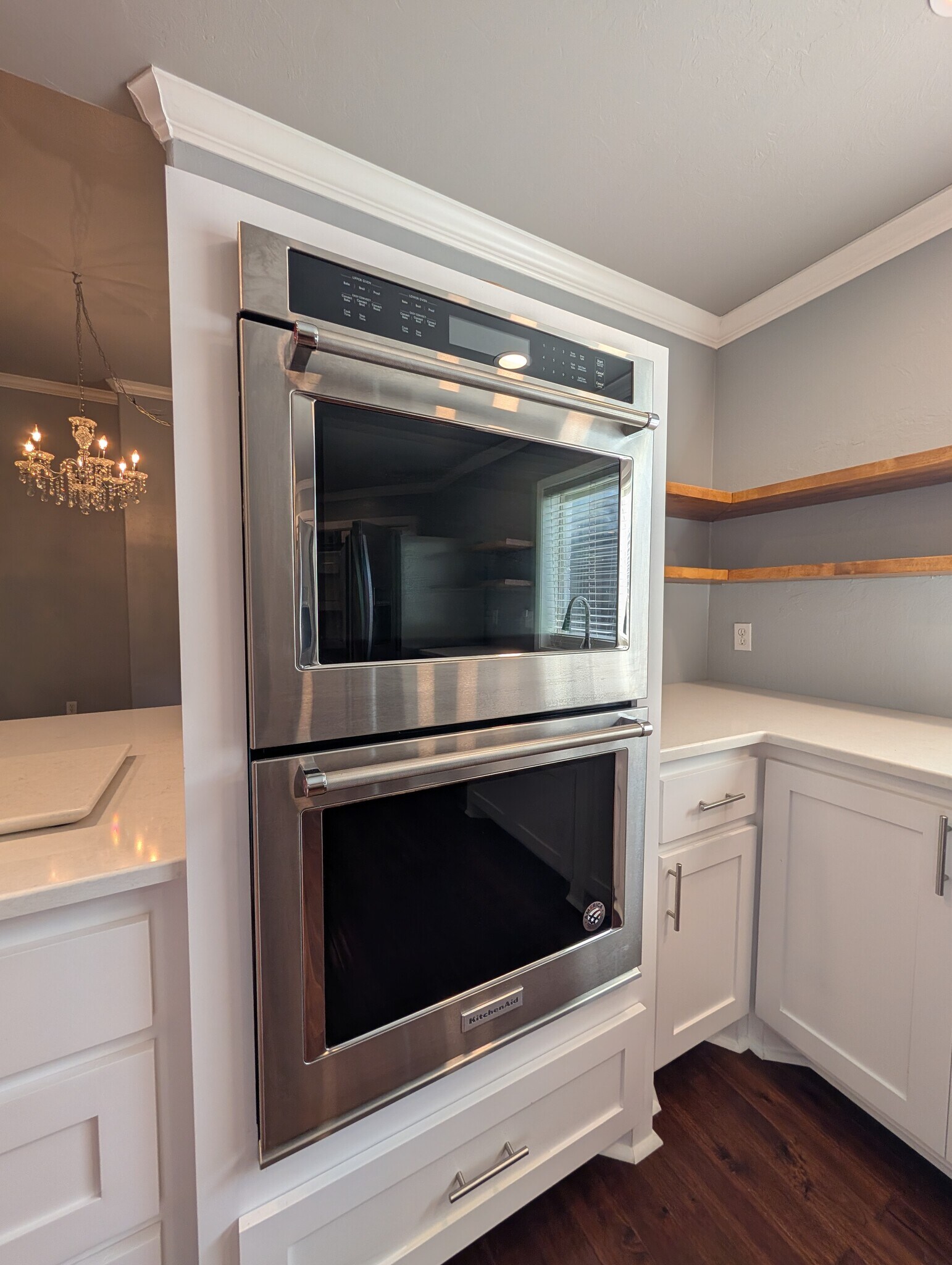 Double electric ovens - 8701 NW 116th St