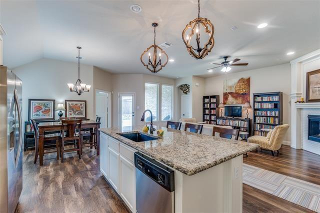 Building Photo - 3523 Charleston Dr