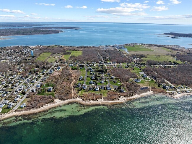 Building Photo - 2 Windward Way