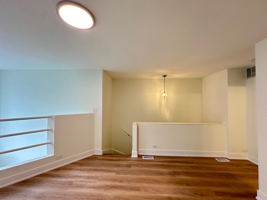 Building Photo - 959 W Grace St