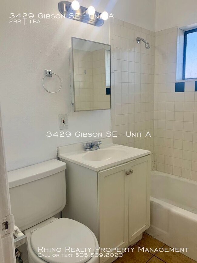 Building Photo - Ready for Immediate Move in! Fully Remodeled.