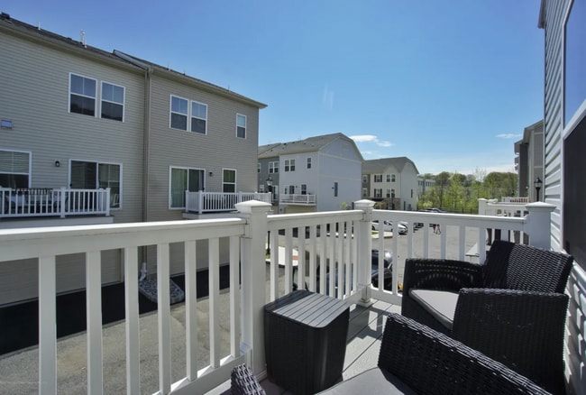 Building Photo - 103 Bayside Ct