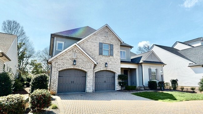 Building Photo - 1016 N Sharon Amity Rd
