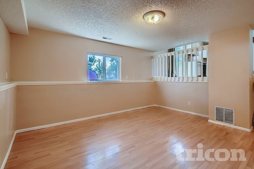 Building Photo - 4650 Dooley Way