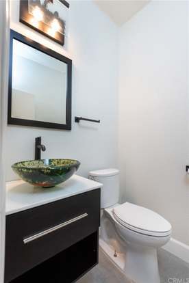 Building Photo - 13133 Le Parc Blvd