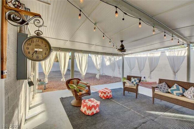 Building Photo - SUPER SWEET HOME WITH CASITA, NO HOA