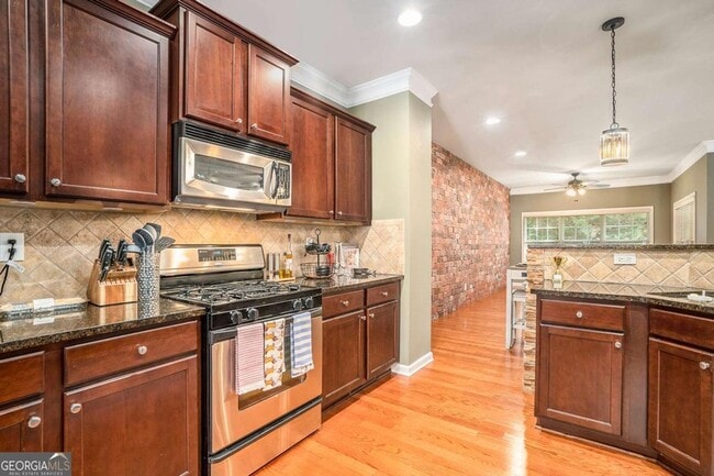 Building Photo - 12807 Doe Dr