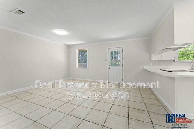 Building Photo - 7514 Kings Hill Ave