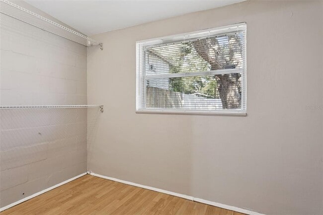 Building Photo - 1308 E Sligh Ave