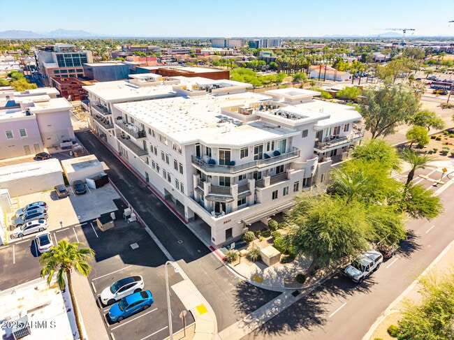 Building Photo - 3801 N Goldwater Blvd
