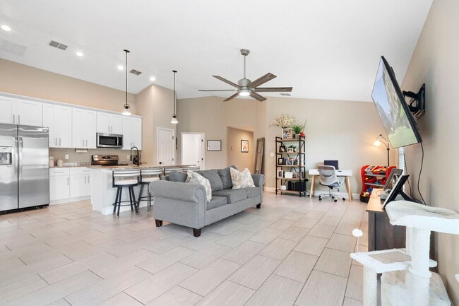 Building Photo - 2940 Beal St