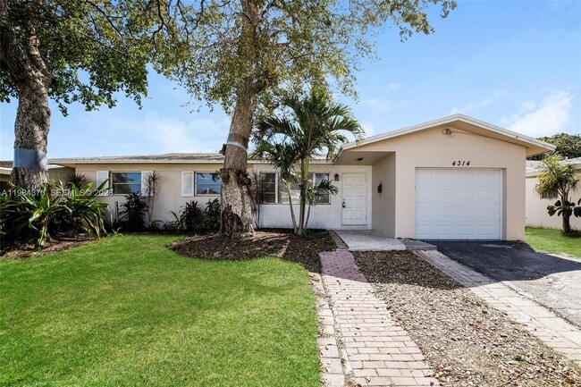 Building Photo - 4314 Taft St