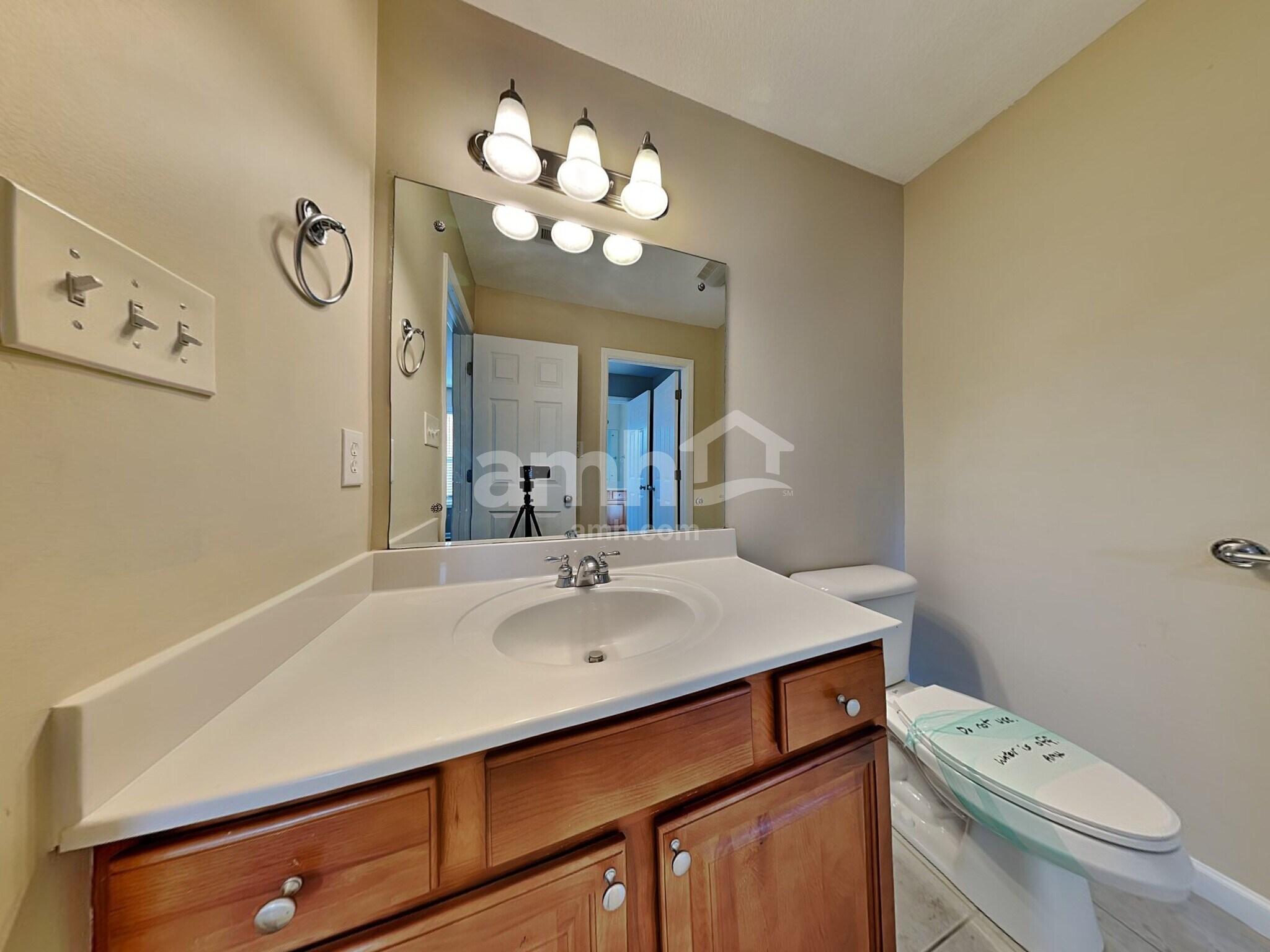 Building Photo - 10900 Aspen Grove Way