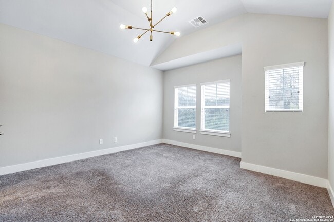 Building Photo - 507 Elmhurst Ave