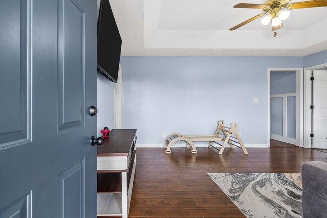 Building Photo - 1307 Chucker Dr