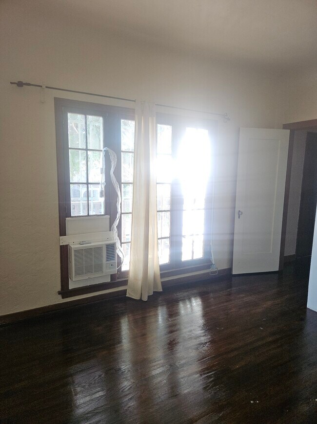 Building Photo - 1460 S Holt Ave