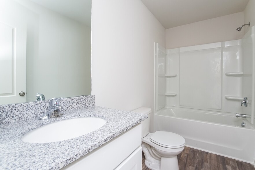Building Photo - 859 Ashbury Ln