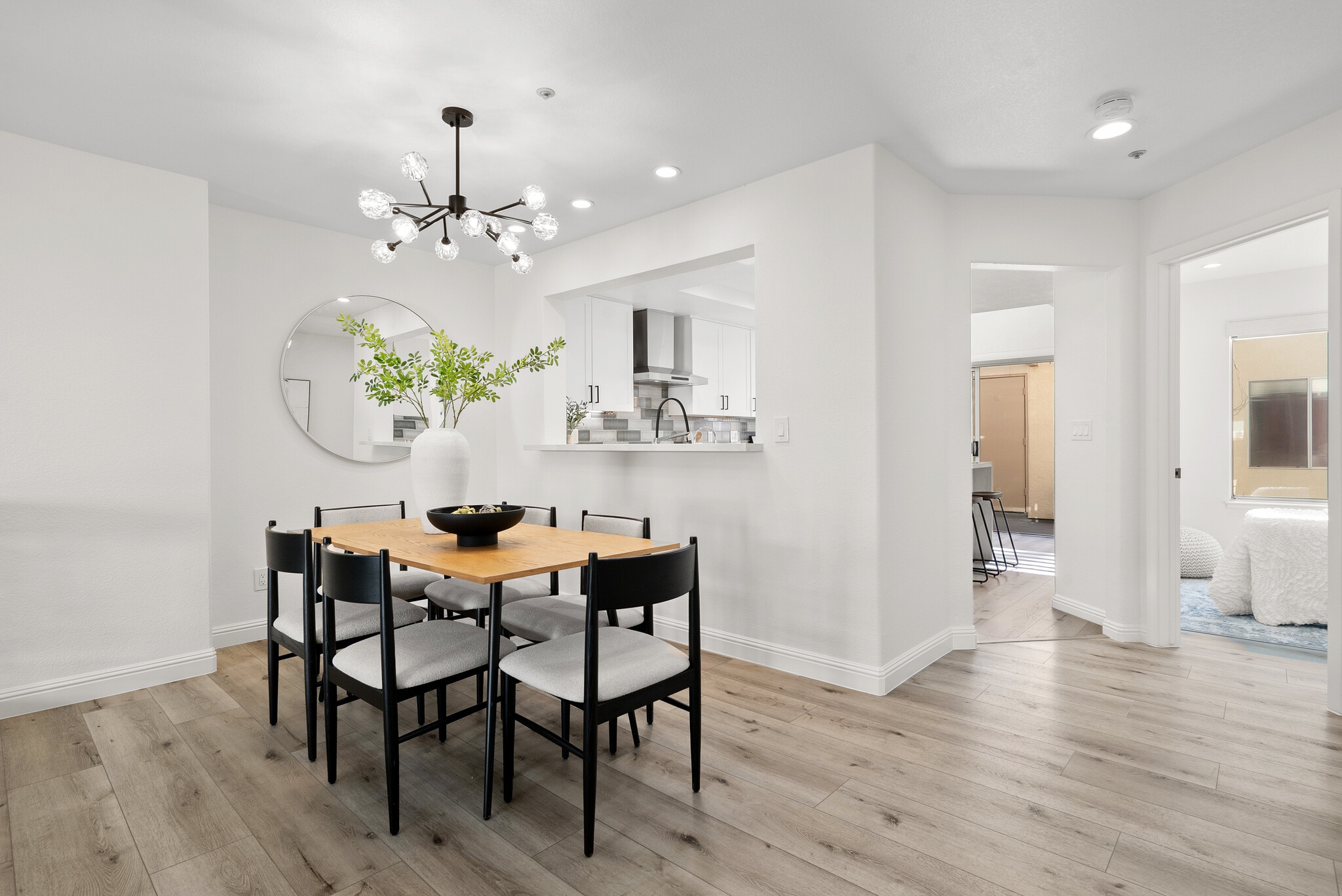 Building Photo - 430 Galleria Dr