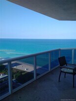 Building Photo - 4775 Collins Ave