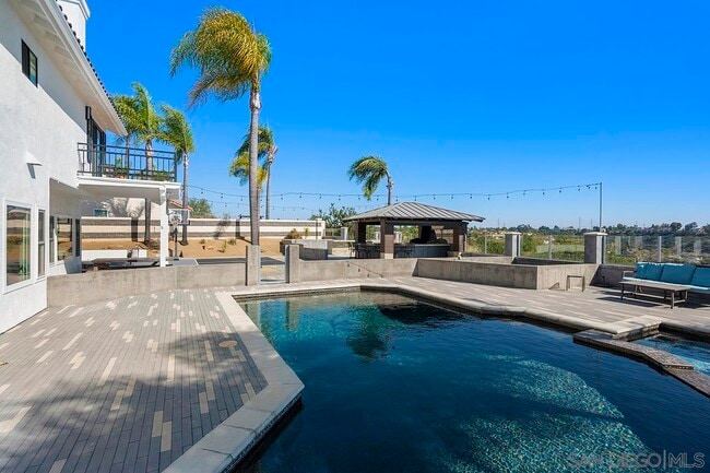 Building Photo - 376 Canyon Ridge Dr