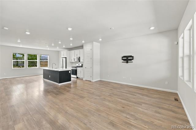 Building Photo - 8806 Fraser River Lp