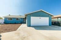 Building Photo - 714 Herbert St